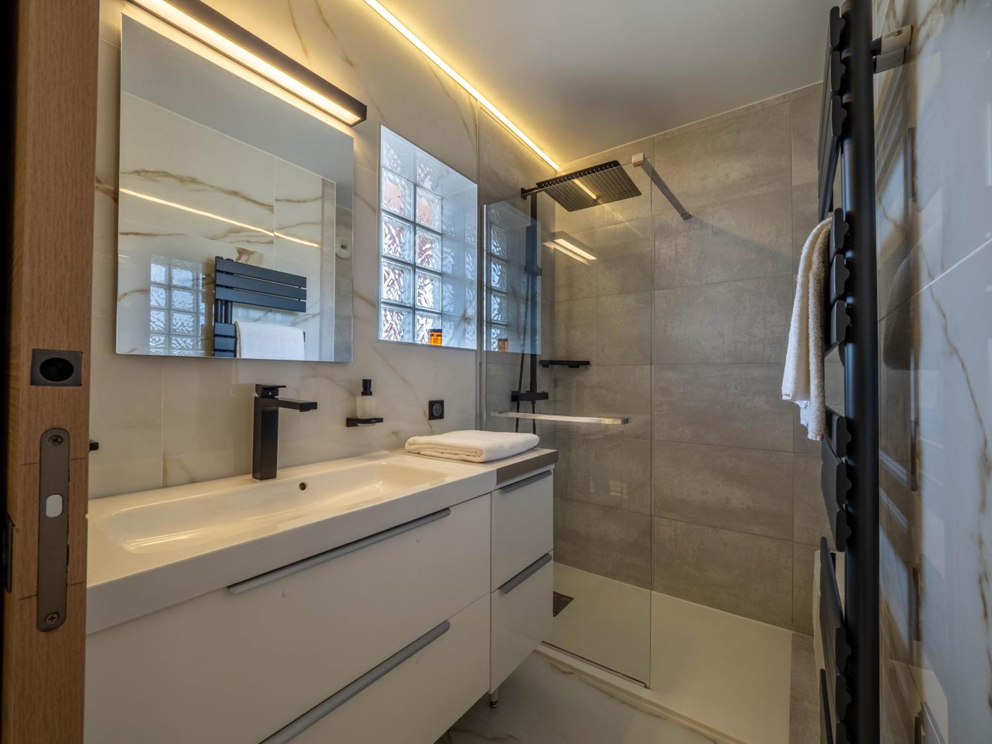 Eden Azur - Residence Hoteliere Golfe-Juan Cameră foto
