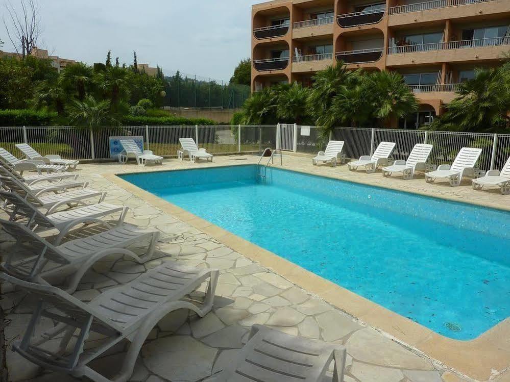 Eden Azur - Residence Hoteliere Golfe-Juan Exterior foto